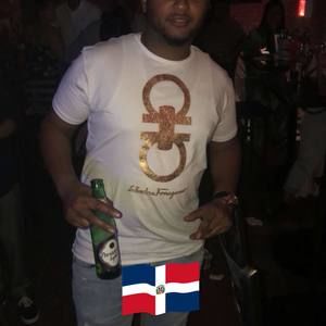 Meet your Posher, Carlos